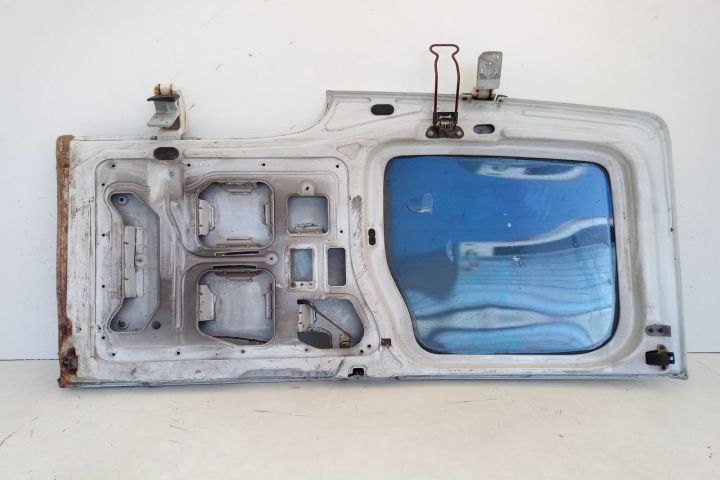 Usa batanta dreapta spate 140IJE Renault Master  seria