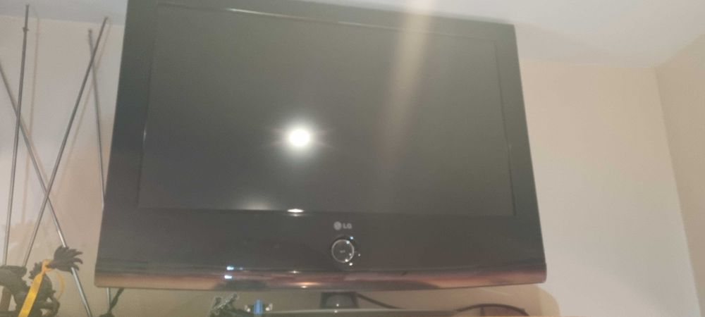 Телевизор  LG в отлично състояние