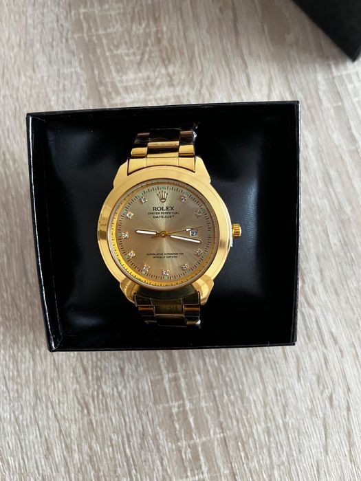 Часы новые 8 разных