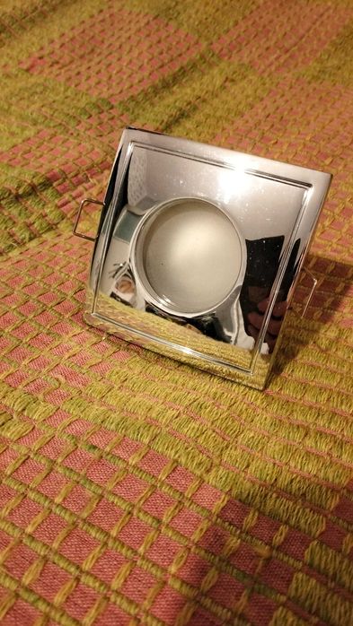 Продавам лунички за баня