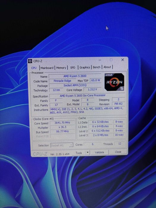 Ryzen 5 2600 + RX 570 8GB VRAM