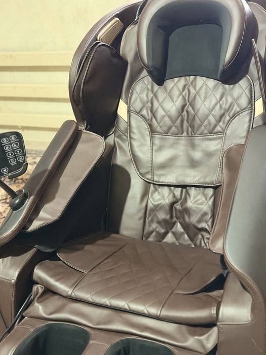 Массажный кресло