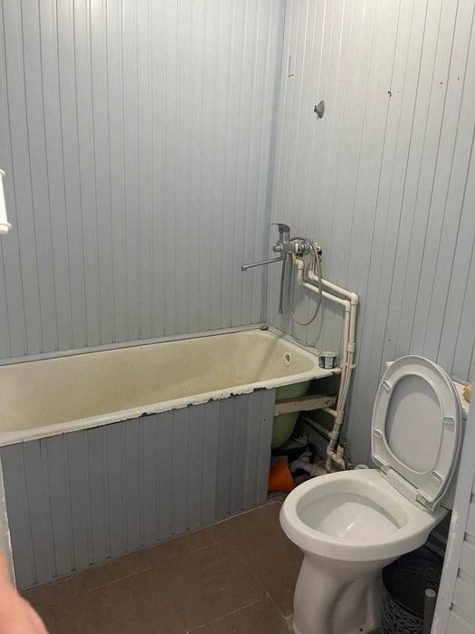 Киргили Юбилейкада 4/3 этаж 2 хона уй ижарага берилади