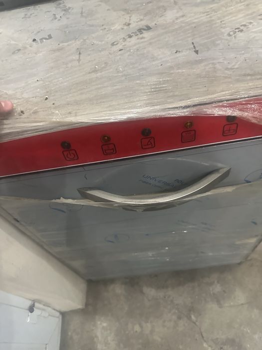 Продается промышленная посудомоечная машина Empero