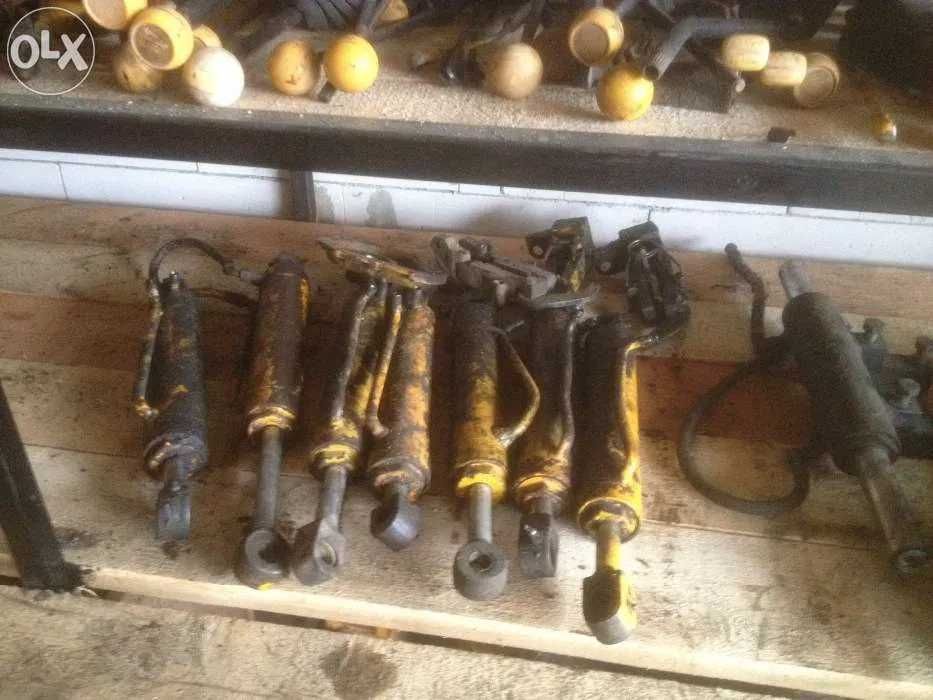 Cilindri folositi buldo JCB 3cx/4cx