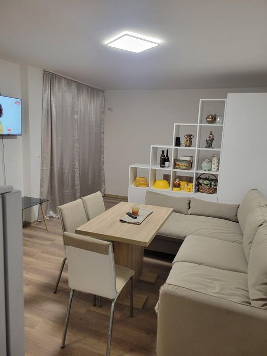 Дава се под наем Двустаен апартамент в Пловдив, Център - 70 кв.м за 460 € - Снимка #3