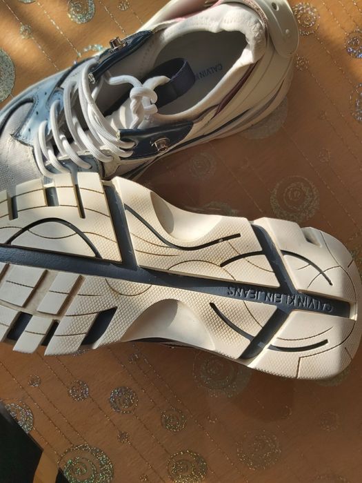 Маратонки на Kelvin Klein