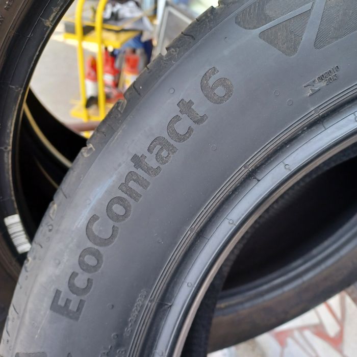 215 55 17 Continental 4бр летни дот 23