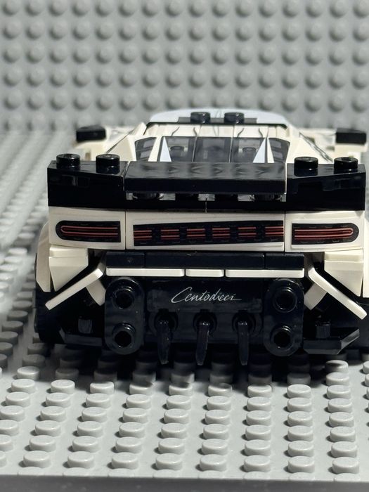 LEGO Speed Champions Bugatti 77240