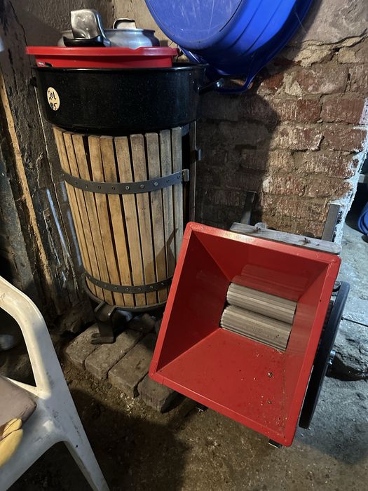 Presa struguri si zdrobitor