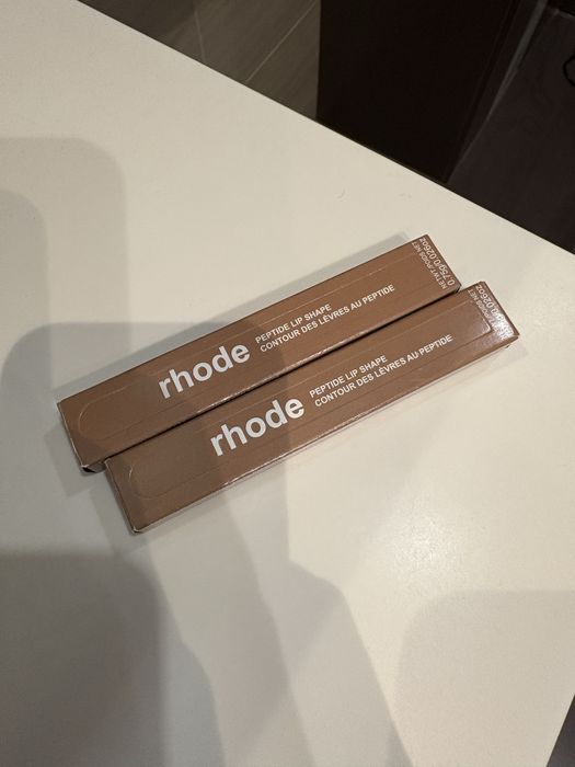 Rhode Lip Shape Twist & Lunge, оригинални