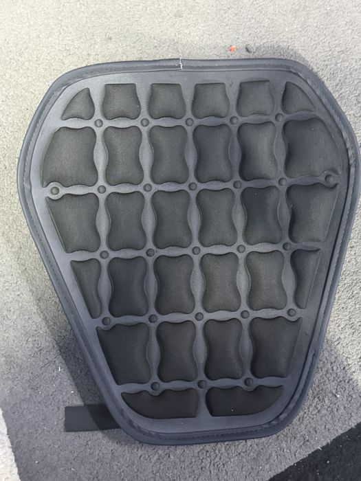 Накладка на сидушку мотоцикла