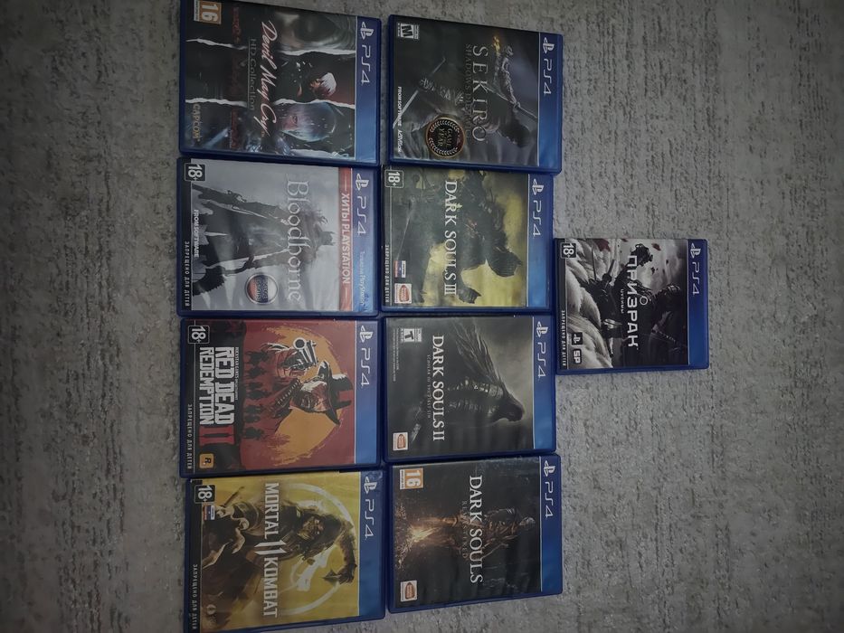 PlayStation 4 продам