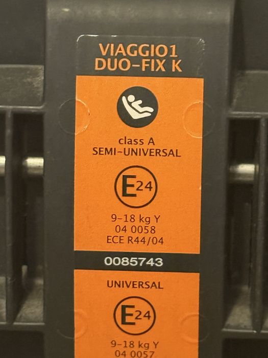 Scaun auto cu prindere isofix sau fără Peg Perego