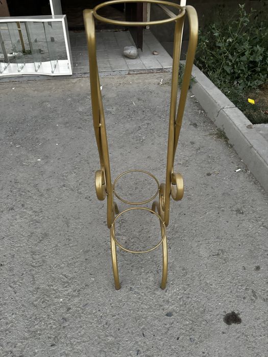 Гулге подставка сатылады