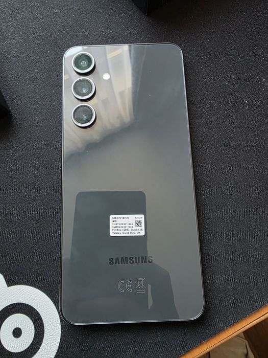 Samsung Galaxy s24 FE