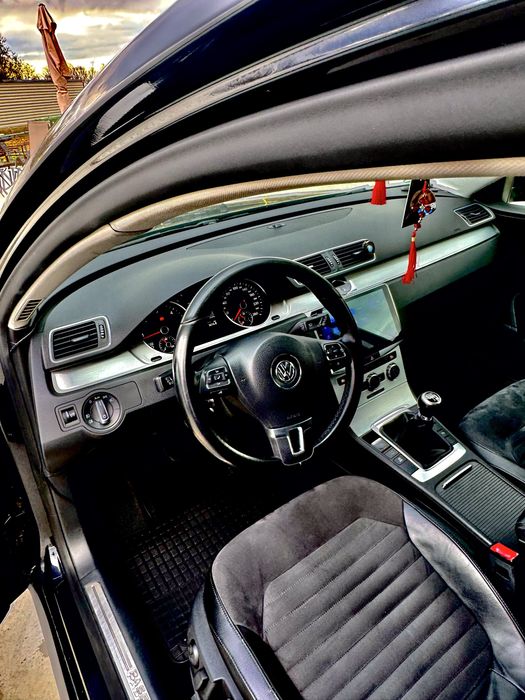 VW Passat B7 Highline | 2.0 TDI 140 CP | An 2012 | Euro 5