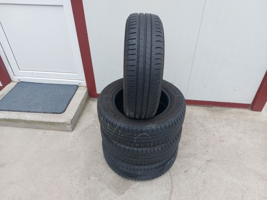 100 lei bucata! Set anvelope vara 185 65 15 Michelin