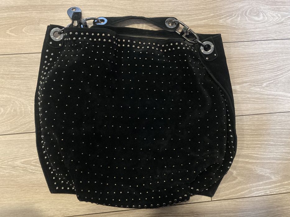 Оригинана, дамска чанта от естествен велур