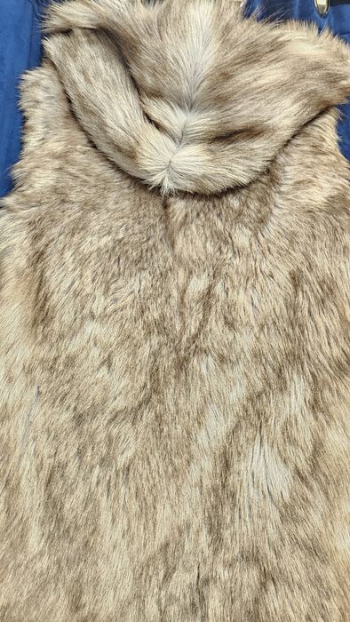 Vestă din blană naturală – iepure cu guler din vulpe naturală | stare