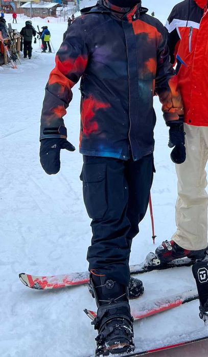 Volcom сноуборд ски екип яке и панталон размер S/M