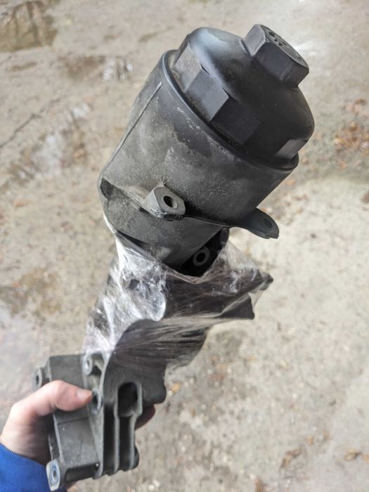 Тяло маслен филтър BMW M52