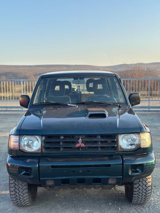 MITSUBISHI Pajero 0 — imagine 2