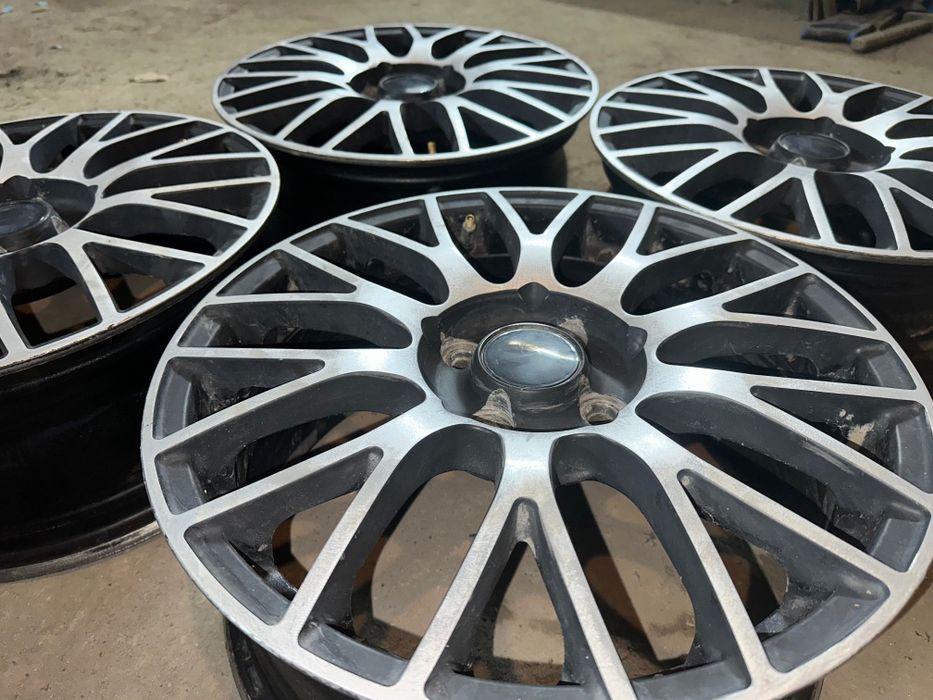 R16 PCD 4* 100 Комплект легкосплавных дисков