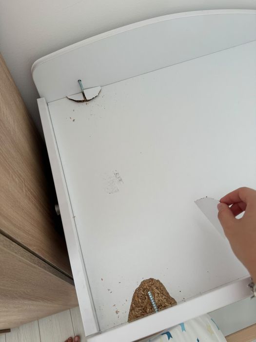 Patut multifunctional bebelusi. NOU