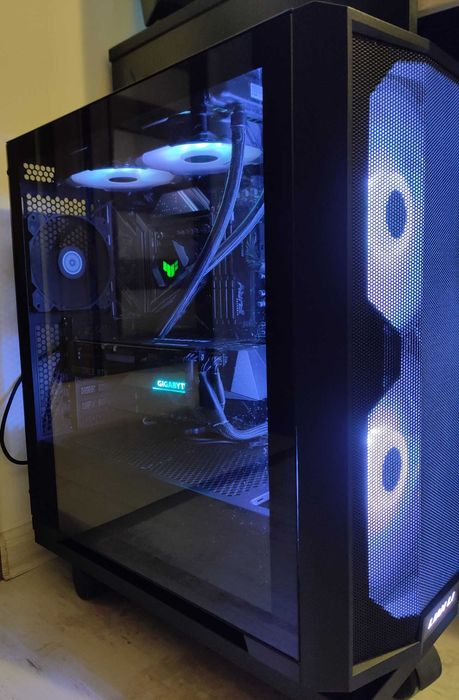 Геймърски компютър i9 12900K 32GB DDR5 RTX3070