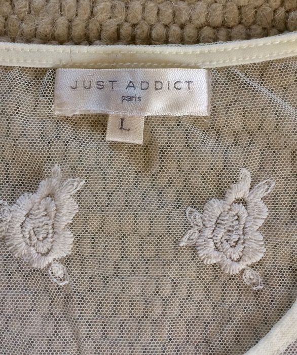 Блуза от френска дантела