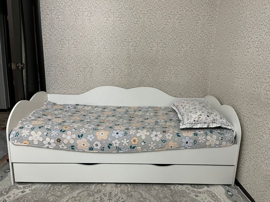 Срочно продается детский кровать