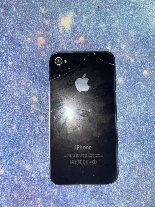 Айфон 4s продам