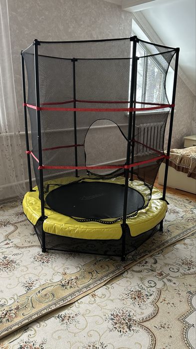 Батут детский с защитой