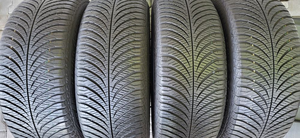 4 anvelope 215 55 17 goodyear 4seasons 2020 7mm