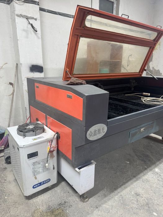 Лазерный  двухголовочный станок !