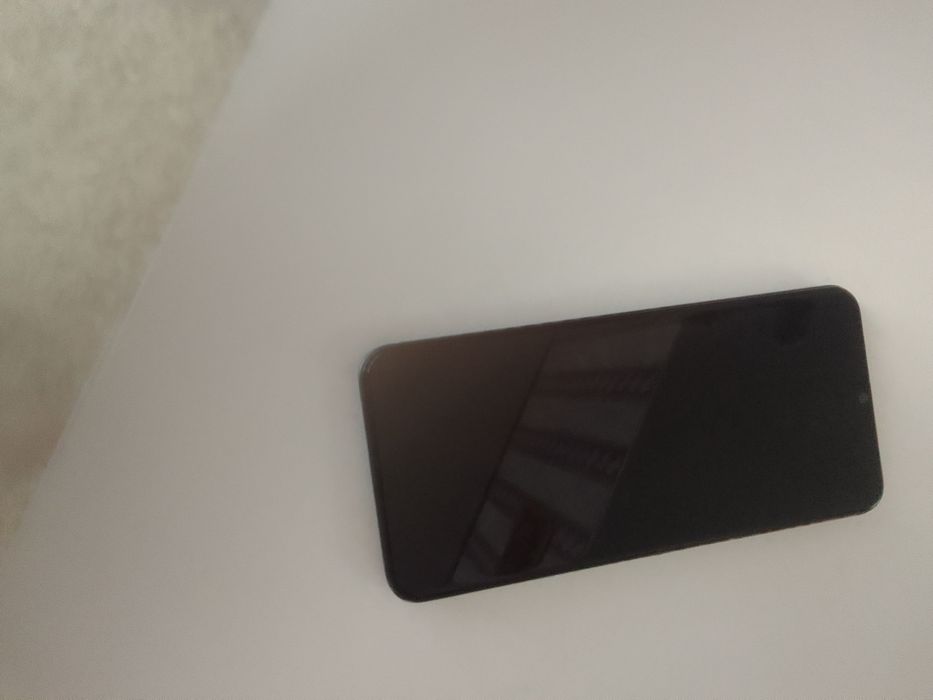 Продам телефон,vivo Y35