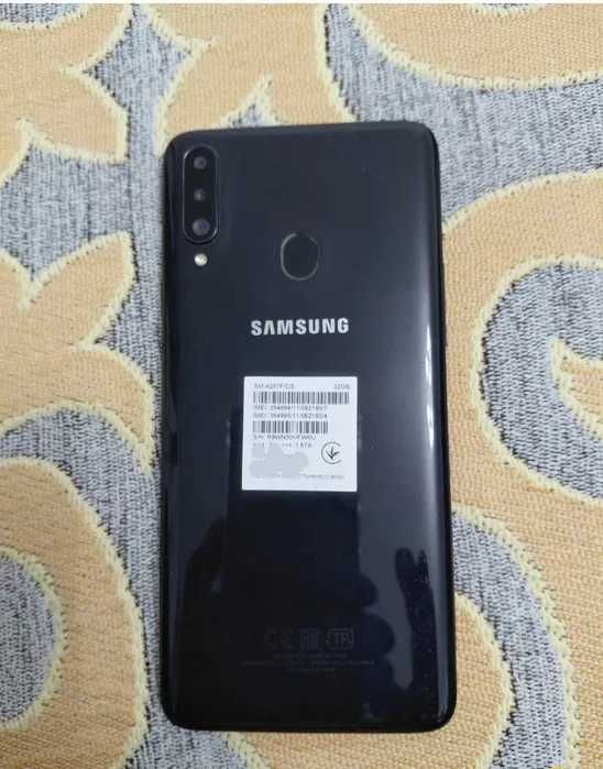 Samsung Galaxy A20