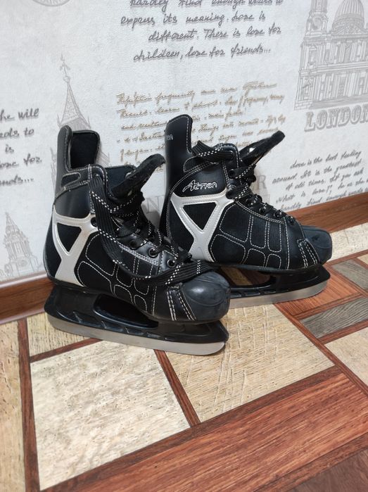 Продам подростковые коньки