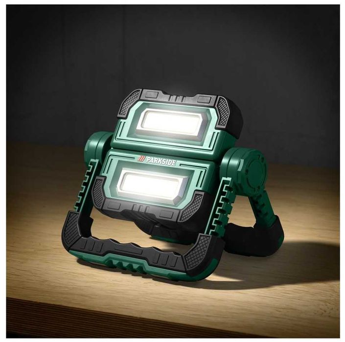 REFLECTOR cu LED, PROIECTOR, cu functie powerbank, baterie externa NOU