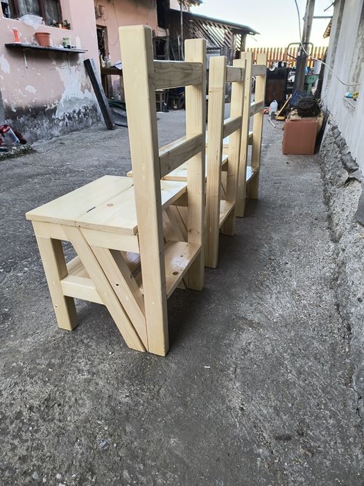 Scaun scară din lemn masiv de brad
