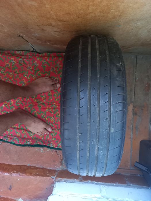 Продам шины с диском на равон р3