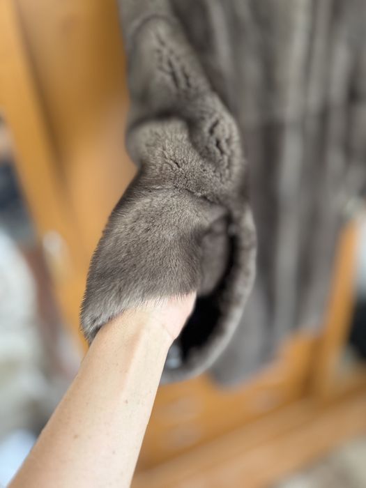 Шуба норковая продам