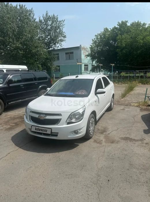 Шевроле кобалть 2022