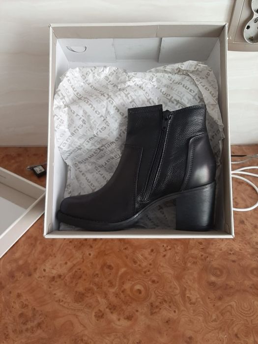 Продам ботиночки кожаные