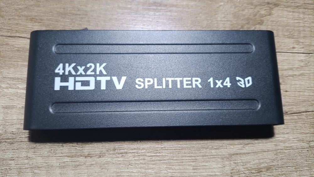 HDMI splitter 1x4 с доп питанием