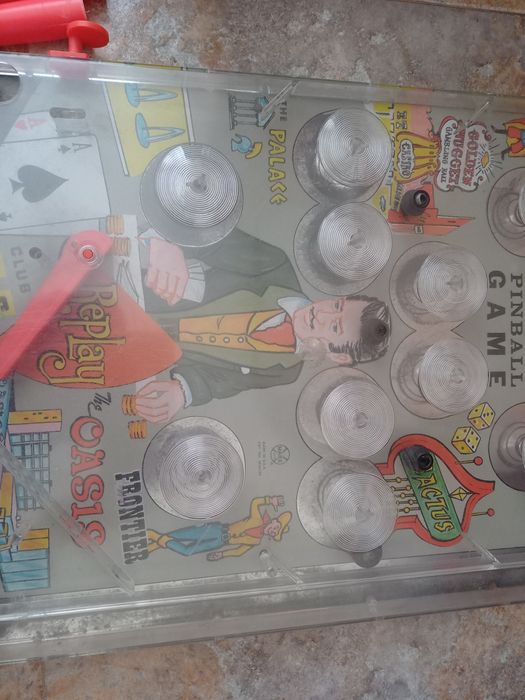 Стара игра за стена