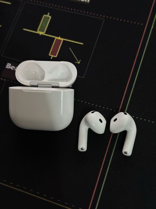 Apple Air pods 4