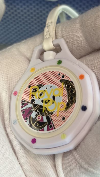 Часовник Swatch x Audemars Piguet “Royal Pop – Huit Blanc”