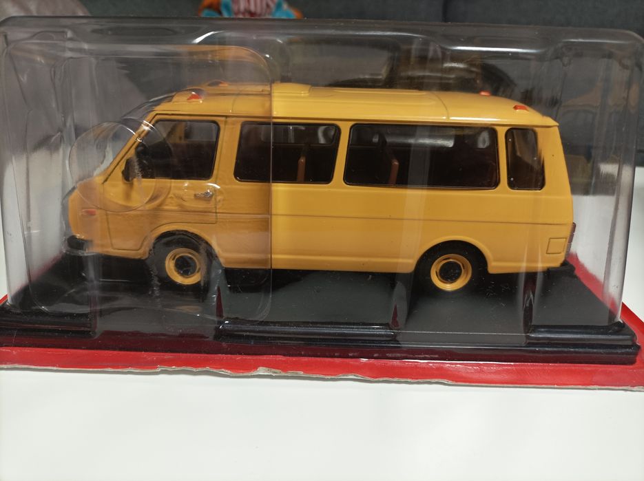 Модел метална количка ЗИС 110 и Латвия руски съветски